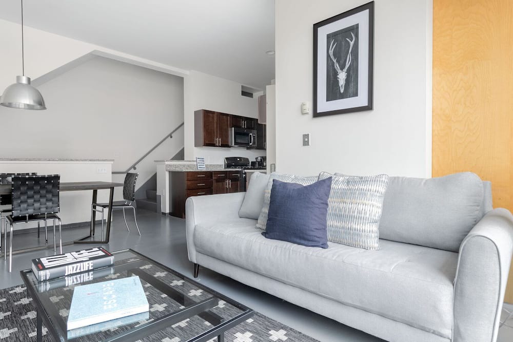 Photo of Livingroom in Shawmut