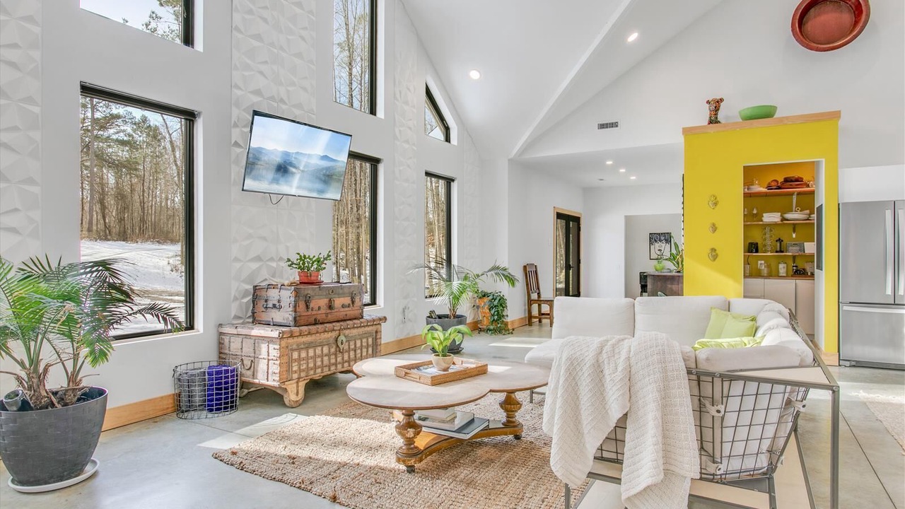 Photo of Livingroom in Stonehouse