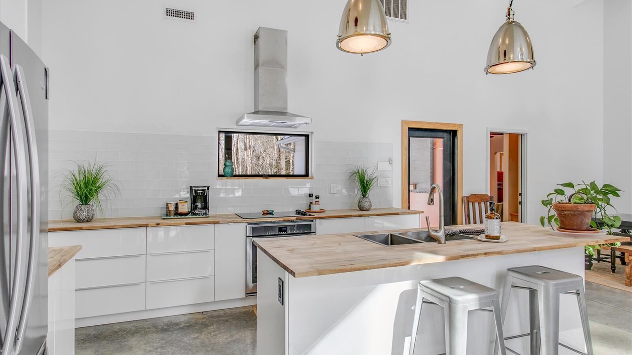 Photo of Kitchen in Stonehouse