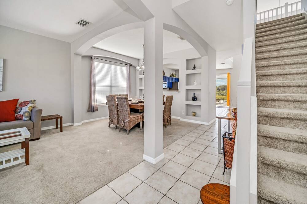 Photo of Livingroom in Loughman