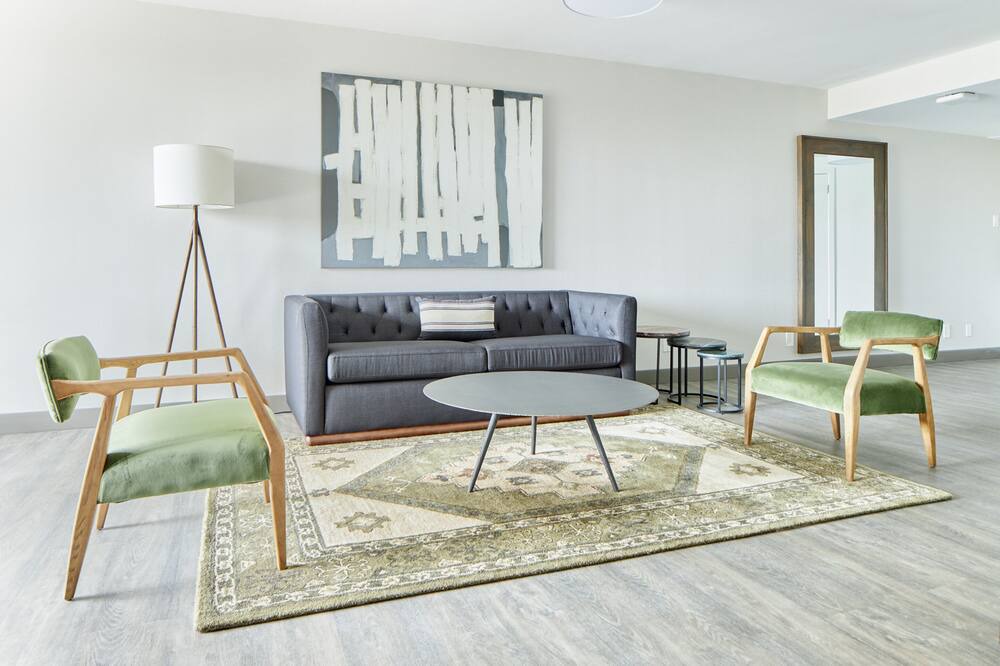Photo of Livingroom in Logan Square