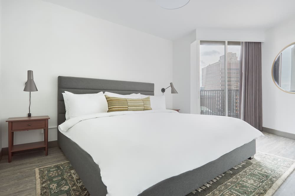 Photo of Bedroom in Logan Square