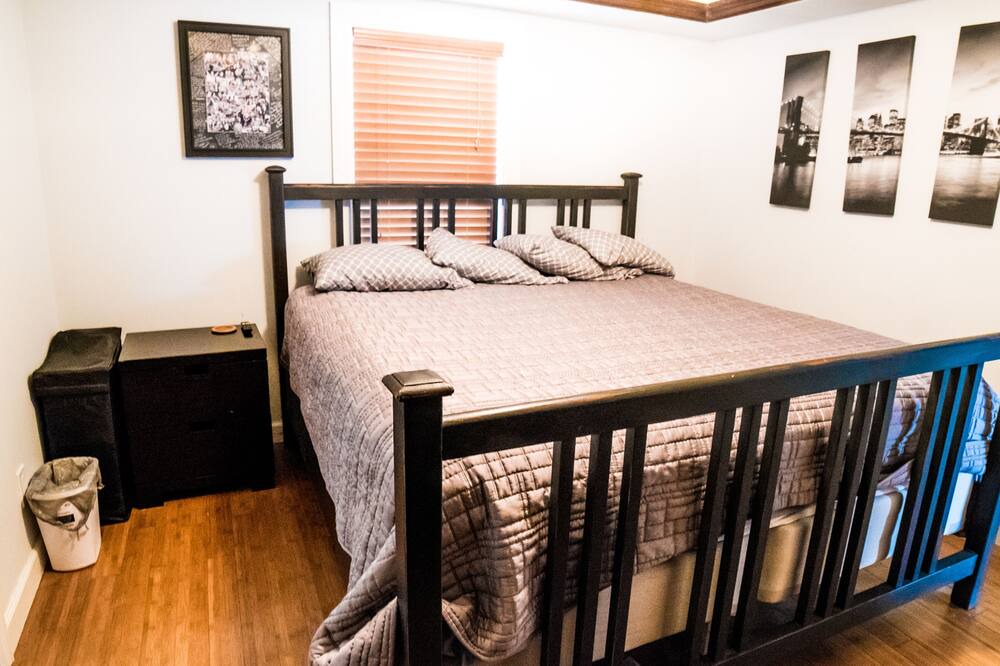 Photo of Bedroom in United Central