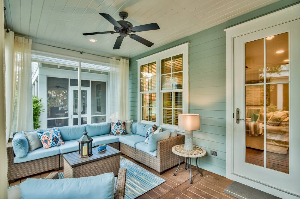 Photo of Patio Balcony in WaterSound West Beach