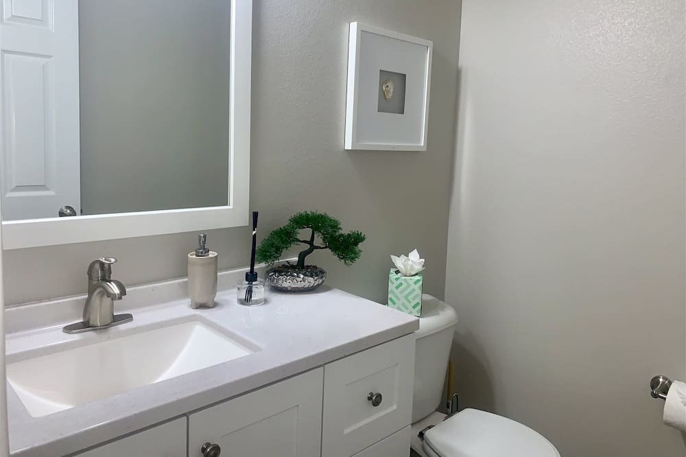 Photo of Bathroom in Star