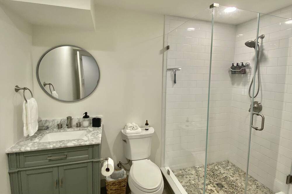 Photo of Bathroom in Brookmont