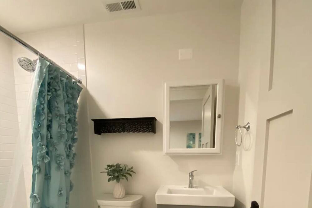 Photo of Bathroom in Brookmont