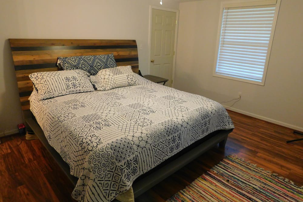 Photo of Bedroom in Clarksville