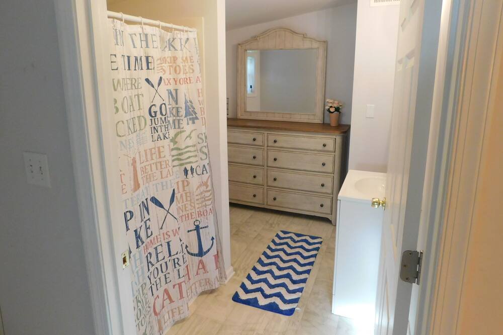 Photo of Bedroom in Clarksville