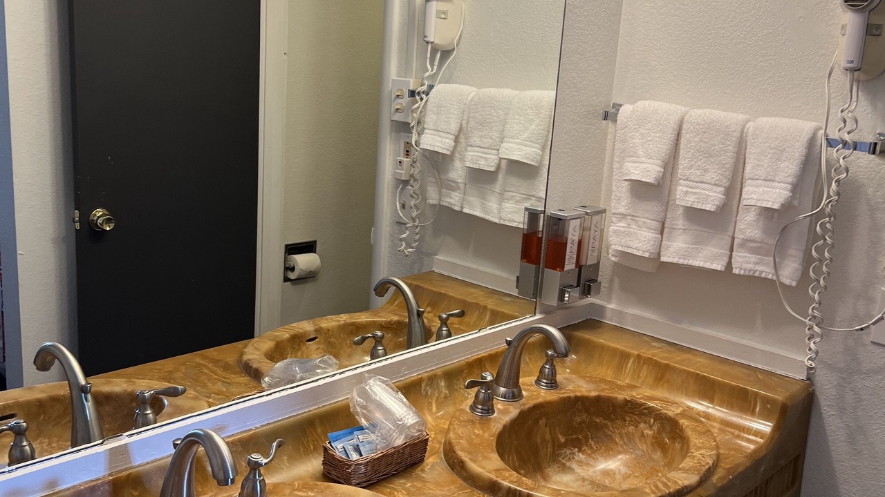 Photo of Bathroom in Escalante