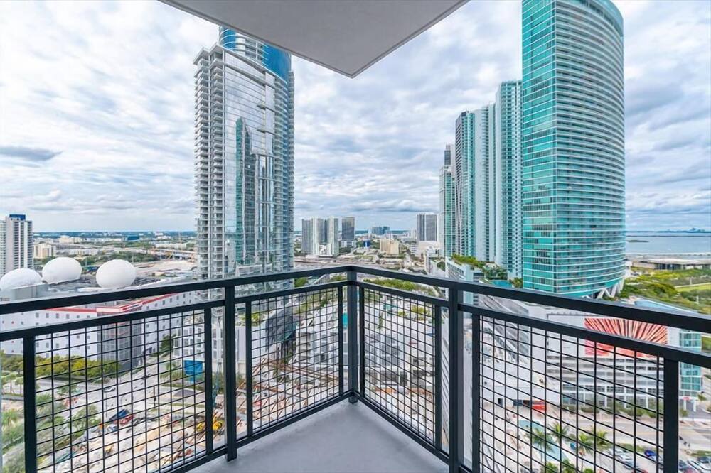 Photo of Others in Downtown Miami
