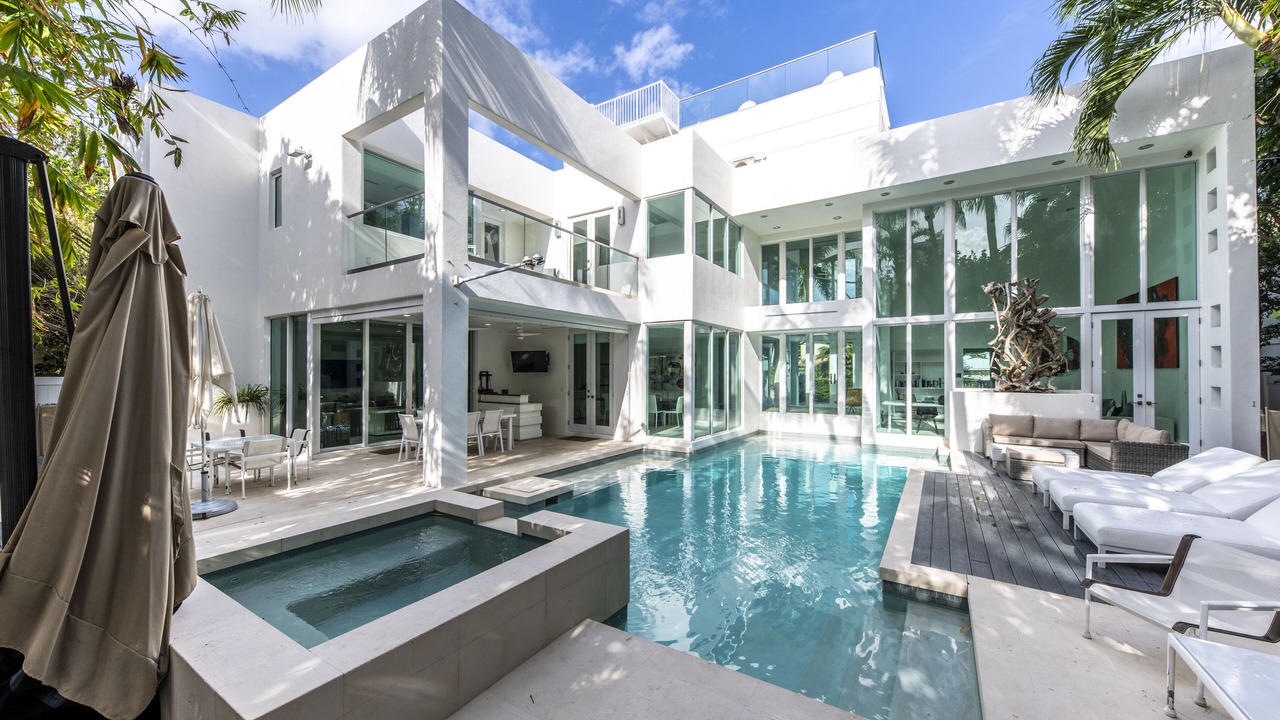 Photo of Outdoor in Lauderdale Beach