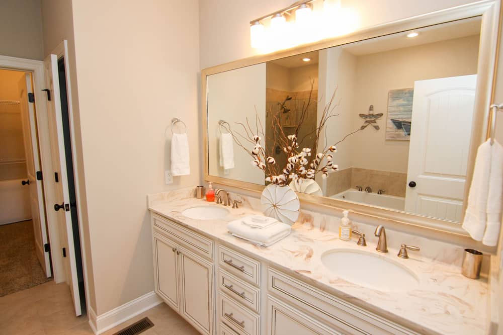 Photo of Bathroom in Epworth Acres