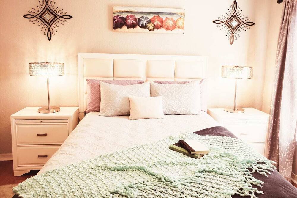 Photo of Bedroom in New Tampa