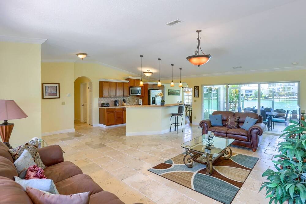 Photo of Bedroom in Island Estate