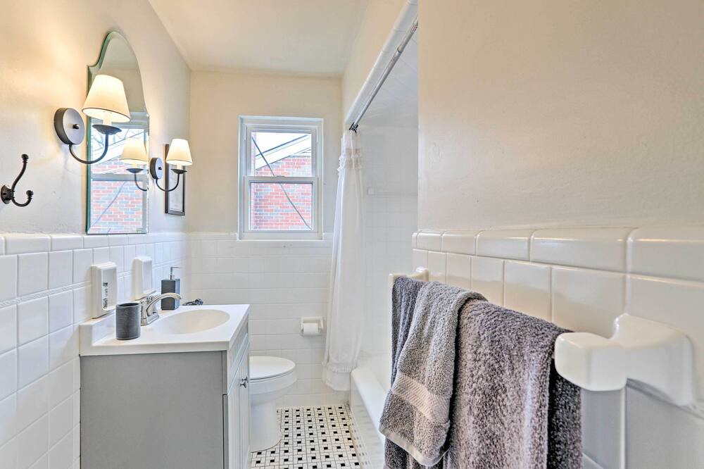 Photo of Bathroom in Erlanger