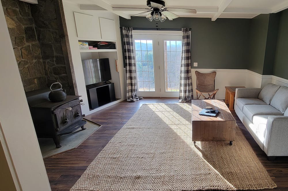 Photo of Livingroom in Green Mountain