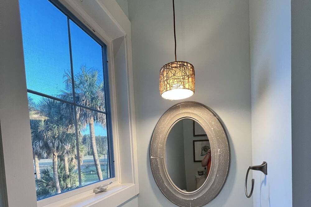 Photo of Bathroom in Daufuskie Island