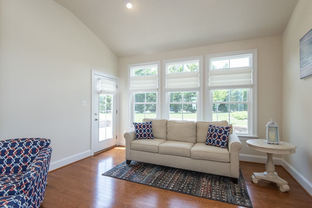 Photo of Livingroom in Selbyville