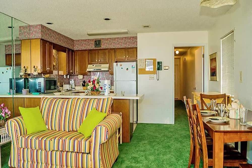 Photo of Kitchen in Laguna Beach