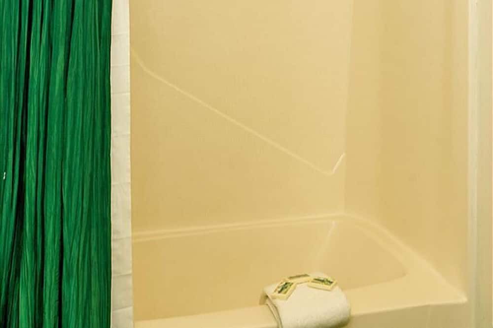 Photo of Bathroom in Laguna Beach