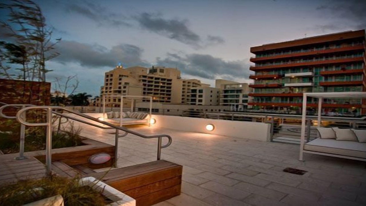 Photo of Patio Balcony in South of Fifth