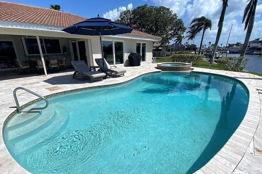 Photo of Outdoor in Yacht Club