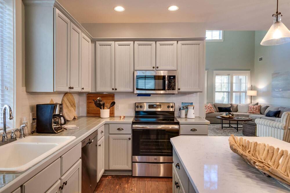Photo of Kitchen in Laurel Grove
