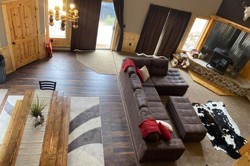 Photo of Livingroom in Spring Valley