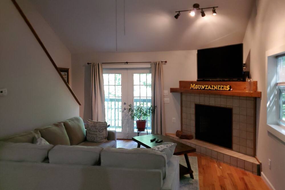 Photo of Livingroom in Mill Ridge