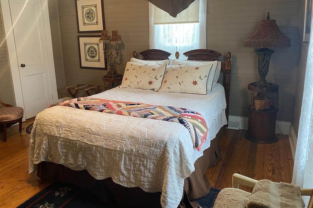 Photo of Bedroom in High Point