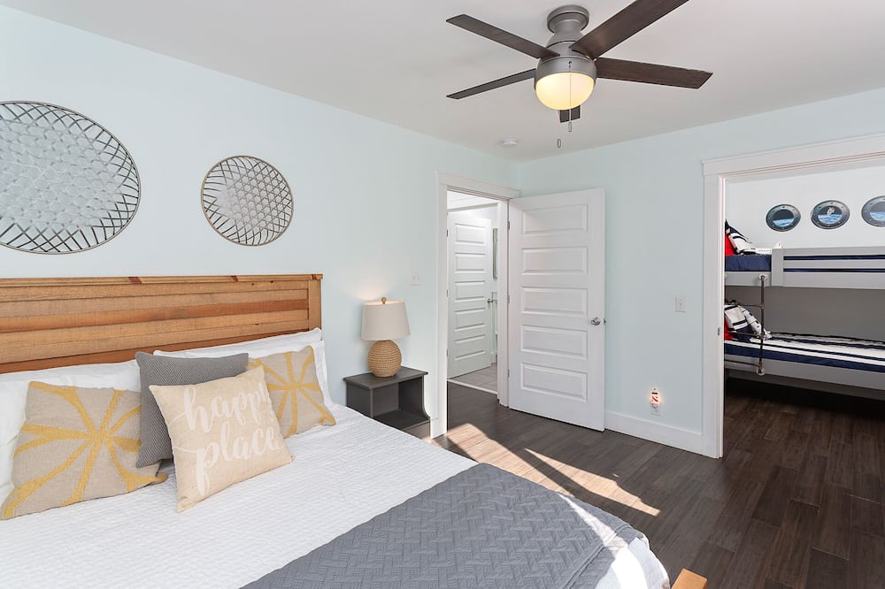 Photo of Bedroom in East Beach