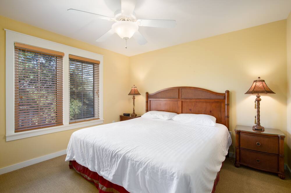 Photo of Bedroom in Laurel Grove