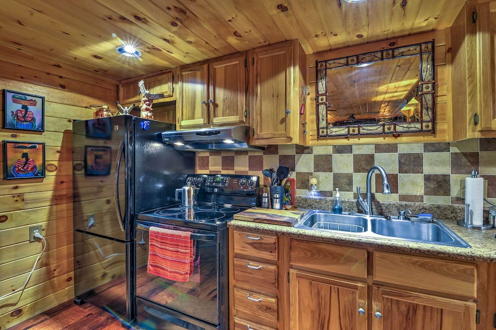 Photo of Kitchen in Celo