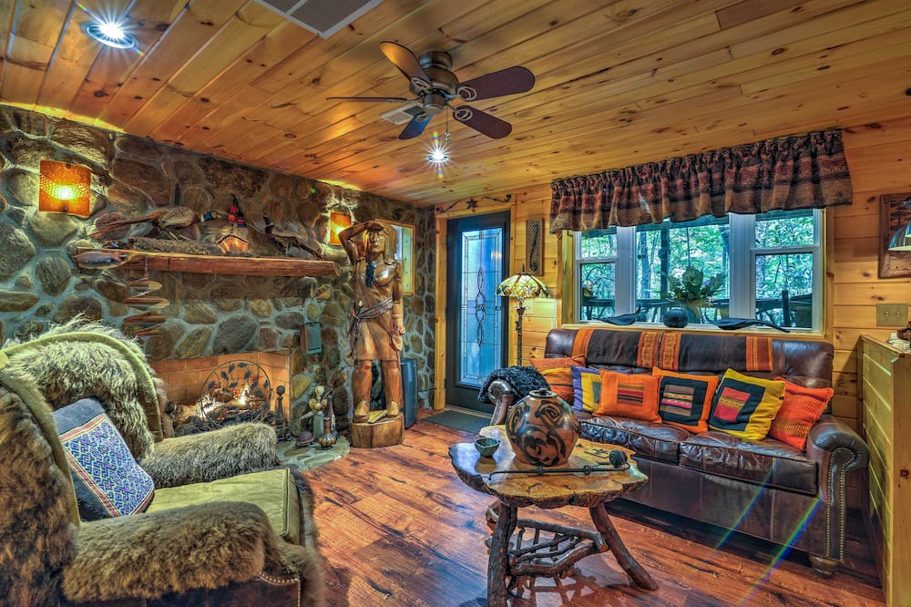 Photo of Livingroom in Celo
