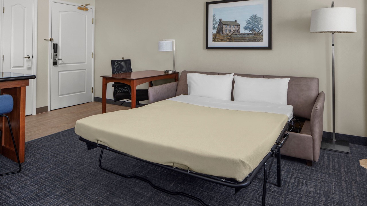 Photo of Bedroom in Lakeview