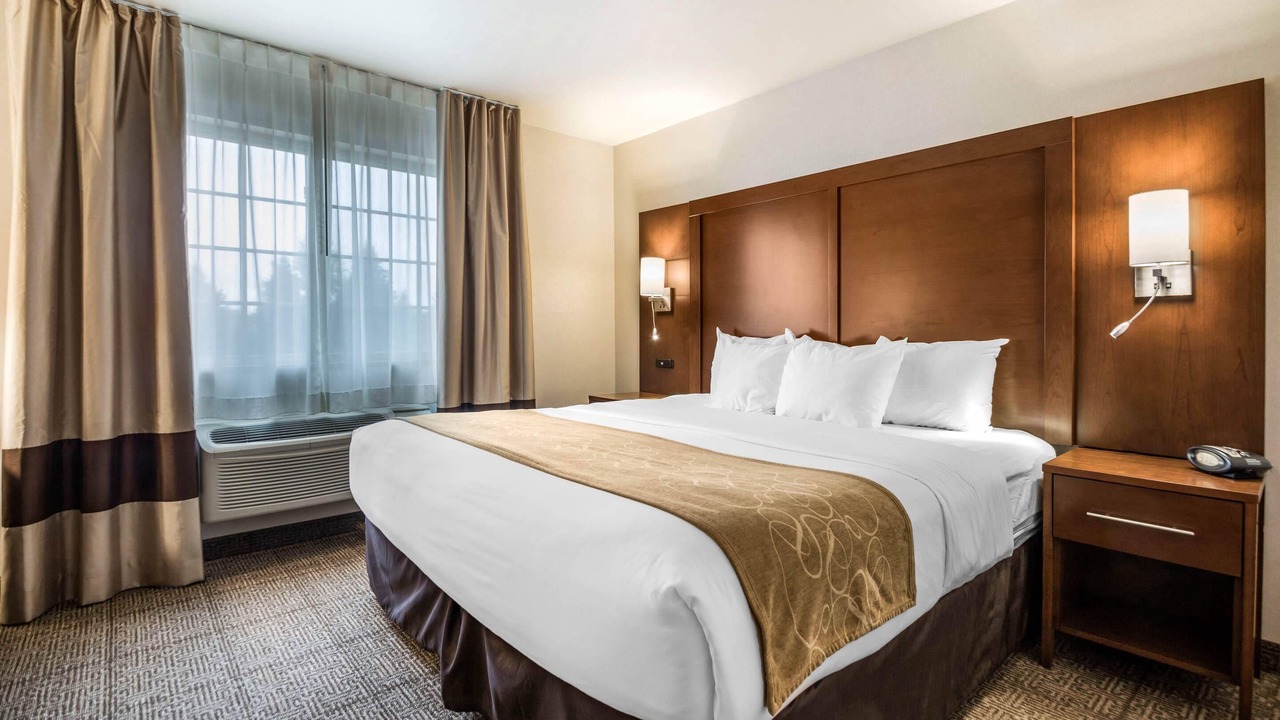 Photo of Bedroom in King