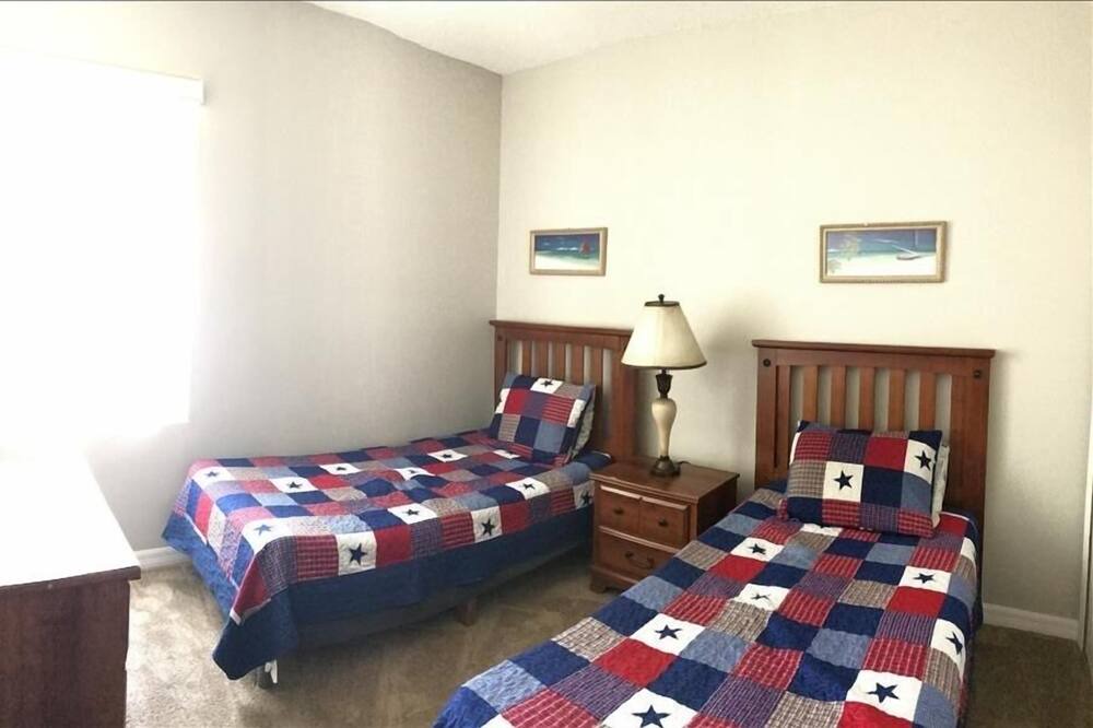 Photo of Bedroom in Sunset Ridge