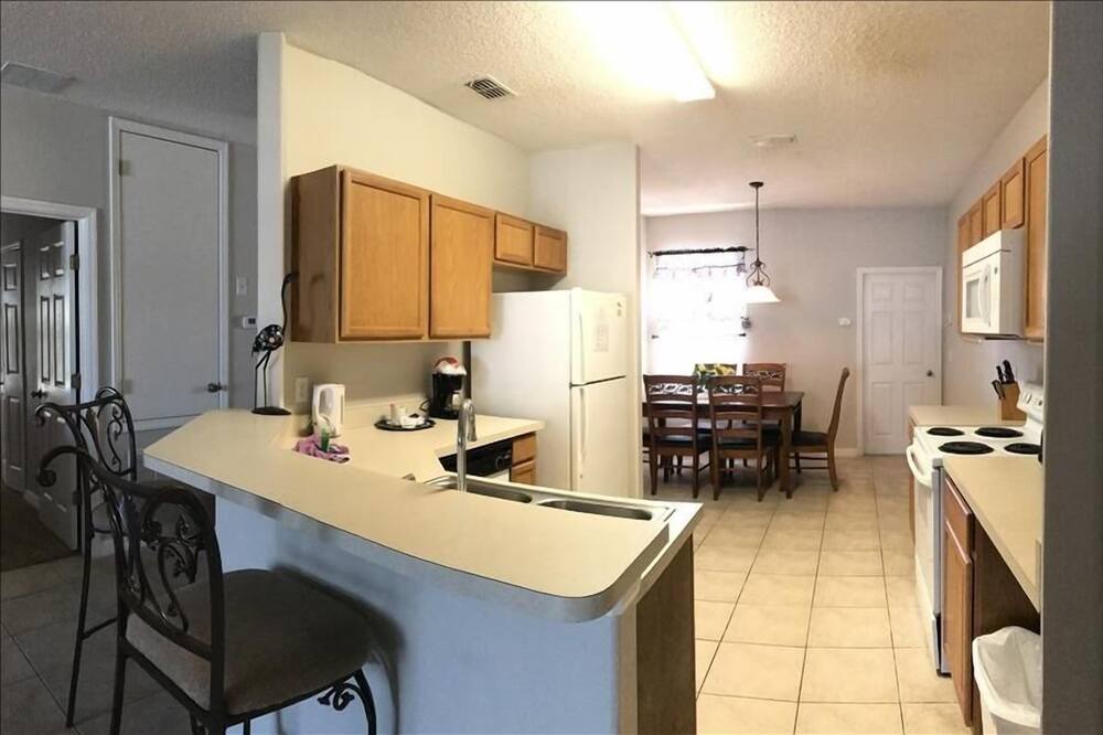 Photo of Kitchen in Sunset Ridge