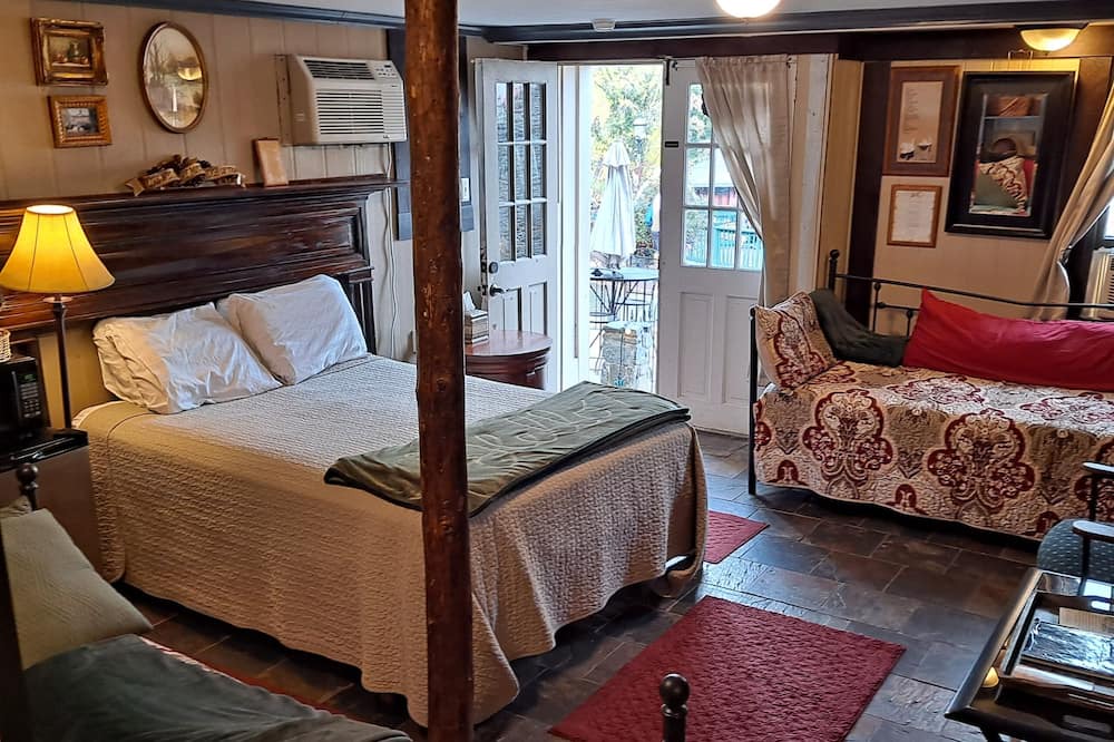 Photo of Bedroom in Harpers Ferry