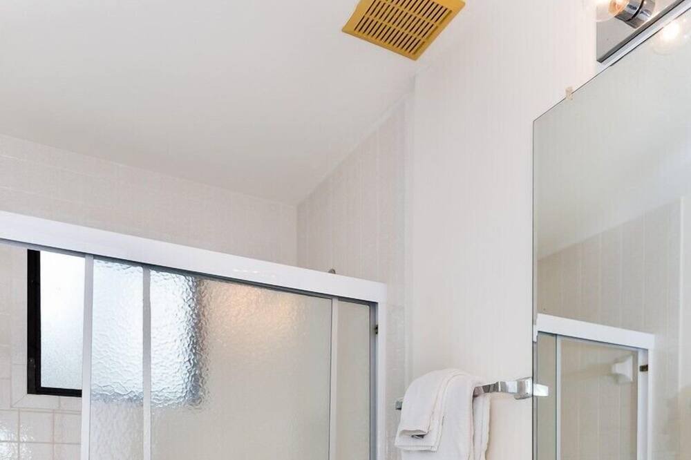 Photo of Bathroom in Wulfert