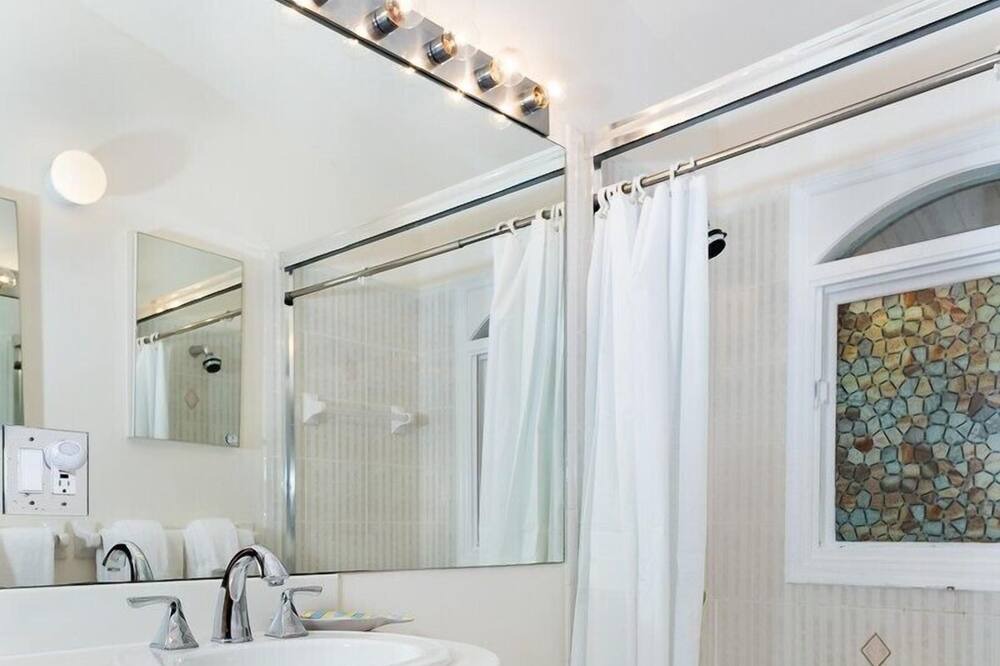 Photo of Bathroom in Wulfert