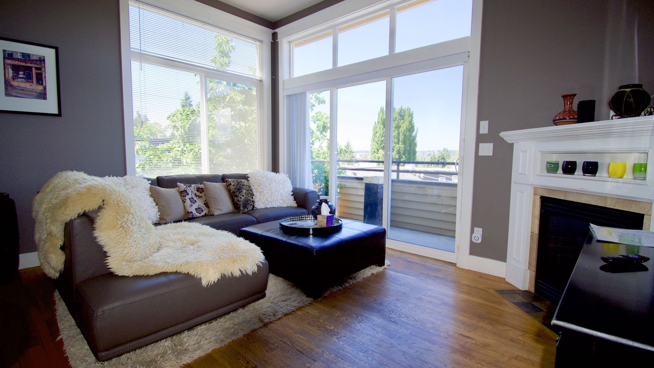 Photo of Livingroom in North Queen Anne