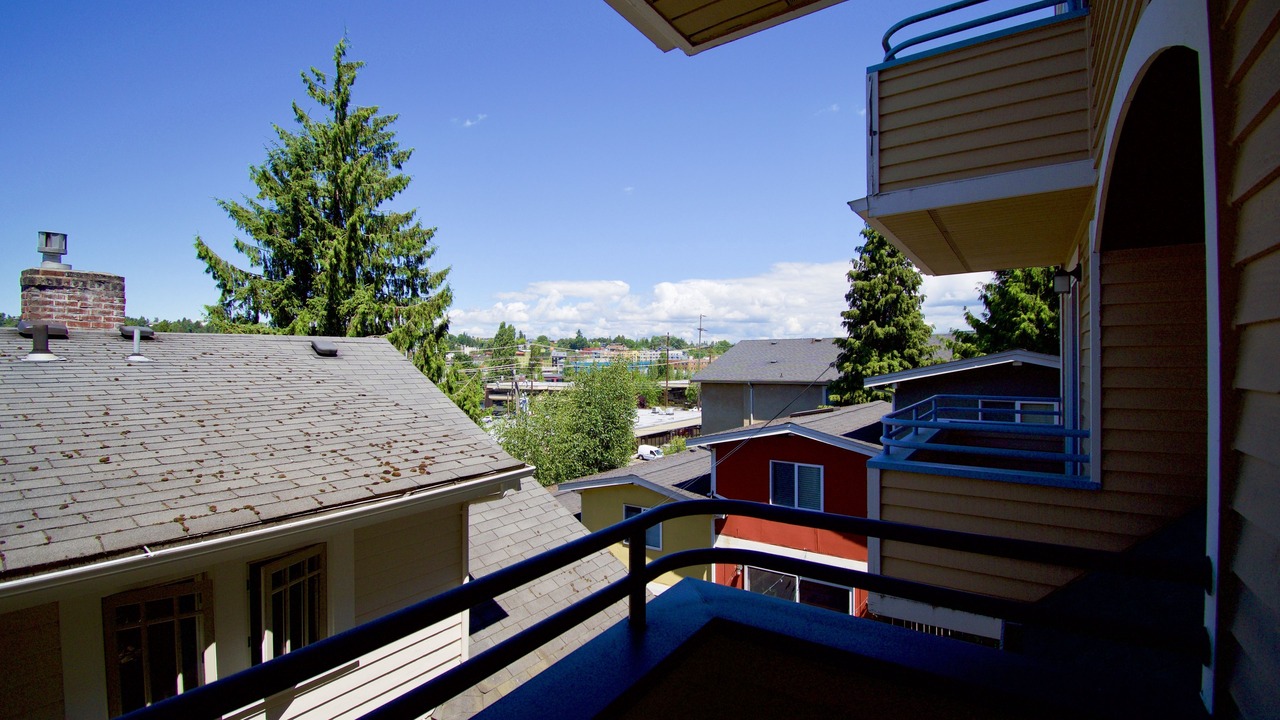 Photo of Patio Balcony in North Queen Anne
