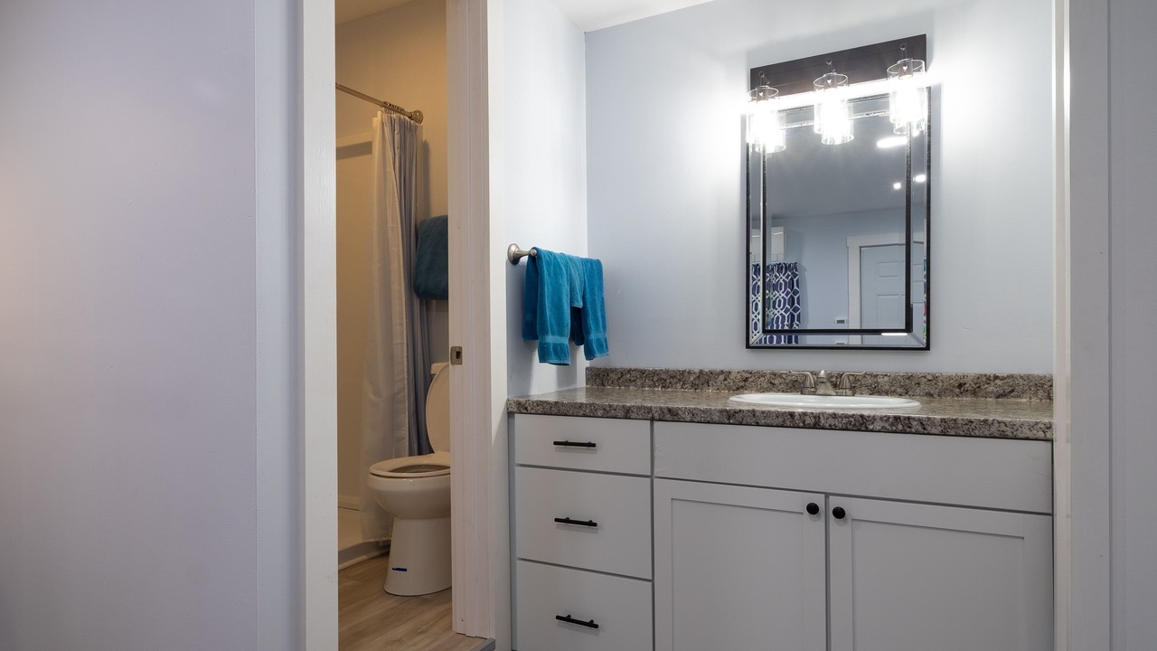 Photo of Bedroom in Salsbury Cove