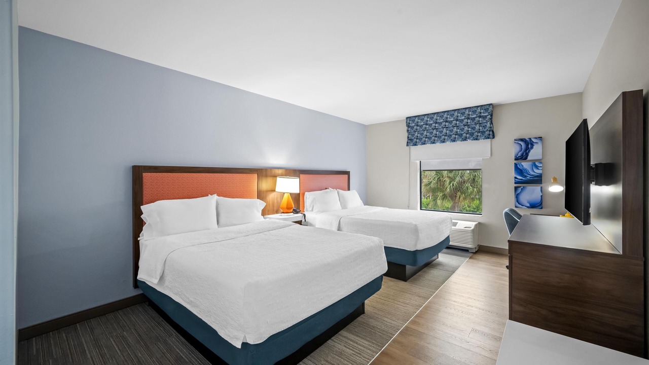 Photo of Bedroom in Tamarac