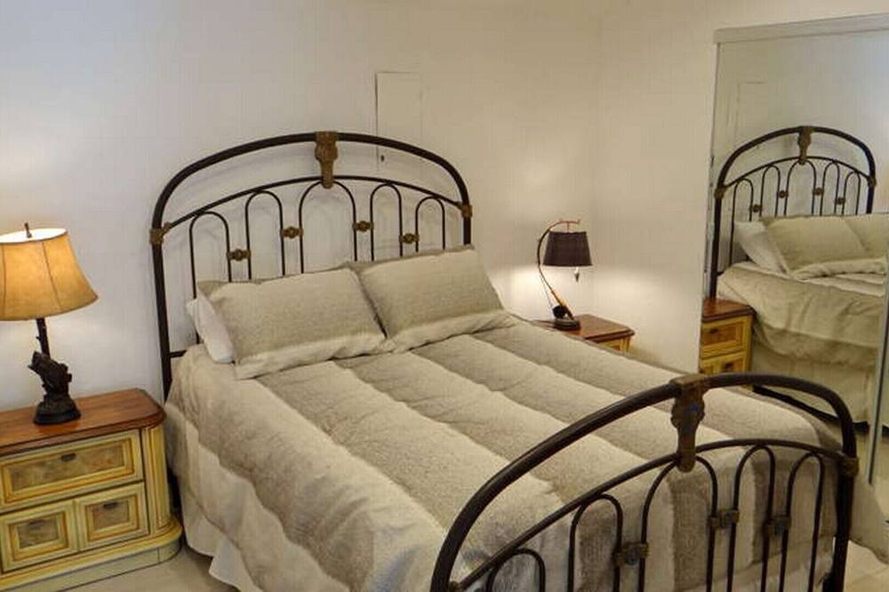 Photo of Bedroom in Matlacha