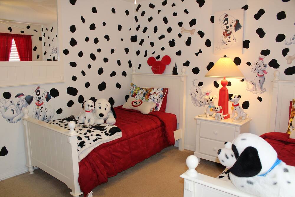 Photo of Bedroom in Sandy Ridge