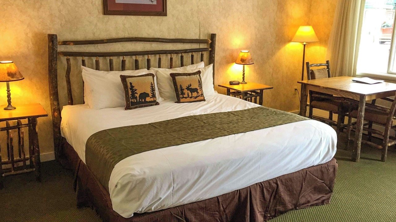 Photo of Bedroom in Thendara