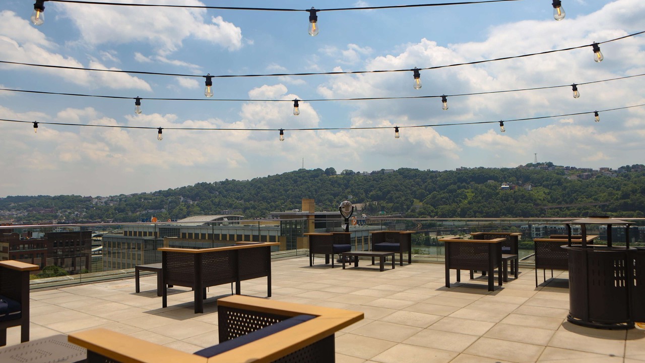 Photo of Patio Balcony in Downtown Pittsburgh